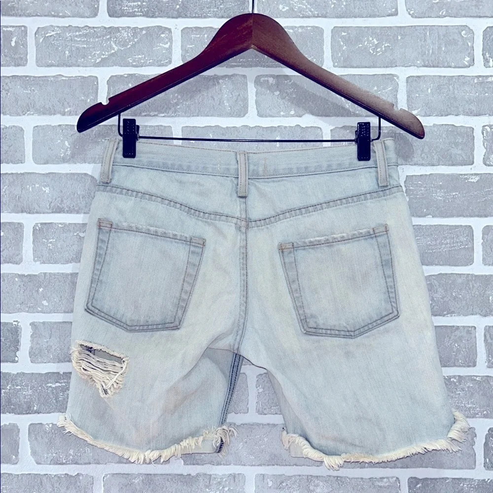 Free People Distressed Bermuda Jean Shorts Light Wash Shredded Raw Hem Size 25